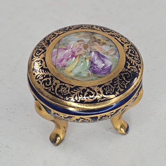 Limoges France Footed Trinket Box Cobalt Blue Gold Floral Design W/ Romantic Sce - Picture 3 of 10